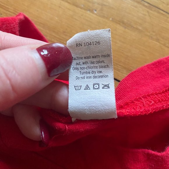 Reproduction circa 2010 Runaways Joan Jett red T shirt - Picture 5 of 5